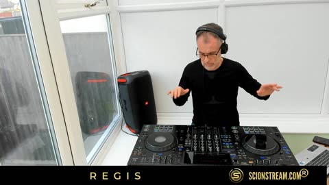 REGIS Melodic Mix 14 Dec 25 (on the XDJ-AZ)