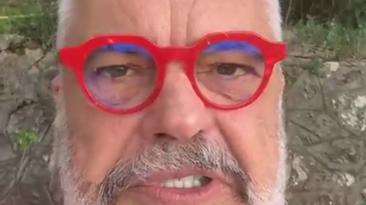 ‘Nuk jeni vetëm’/ Rama shpreh solidaritet të plotë për familjet që u prekën nga zjarret