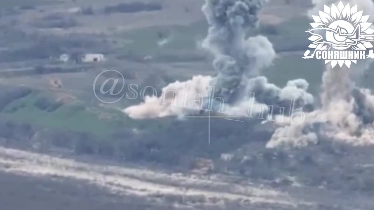 🔥 Destruction by airstrike of two buildings housing the Russian company headquarters