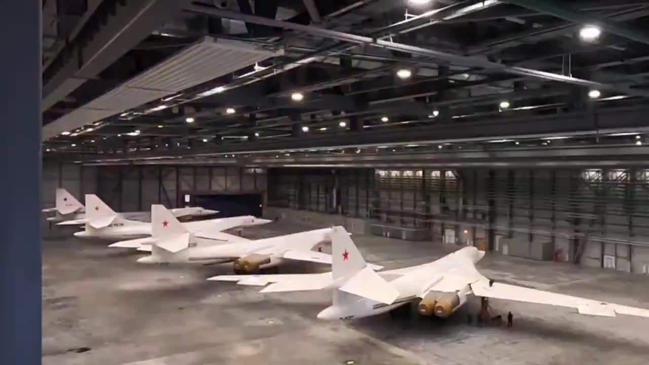 Tu-160