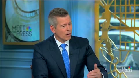 Sean Duffy Says FAA Did NOT Fire Air Traffic Controllers Despite False Leftist Narrative