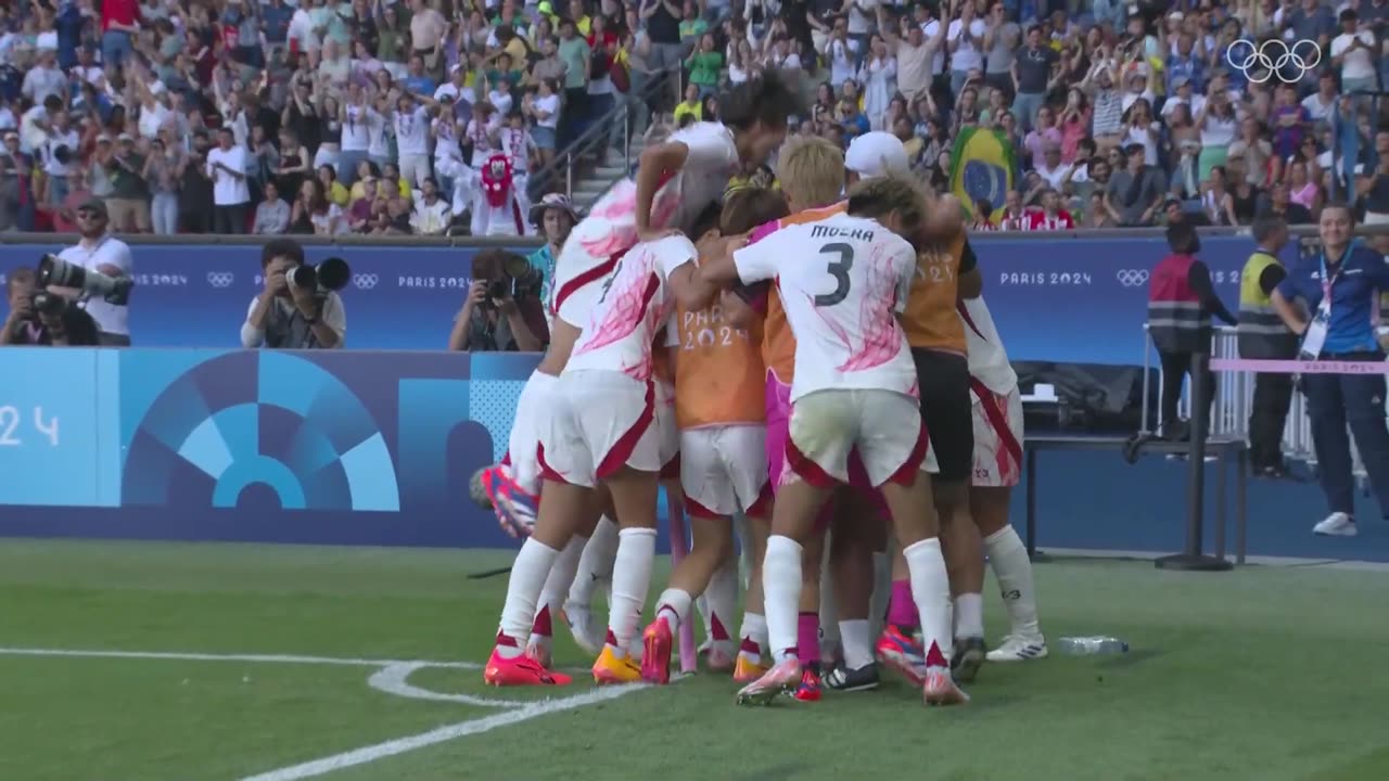 Insane women's football goals 🤯 Paris - 2024 ⚽️ ¦ Top Moments