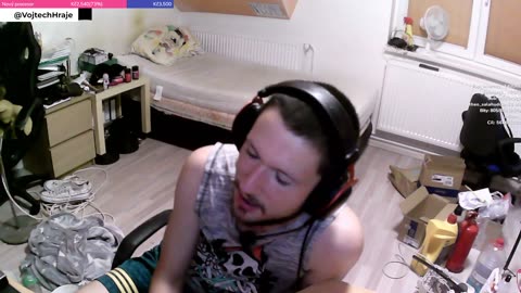 Řekni ahoj! Say hello! Sag hi!
