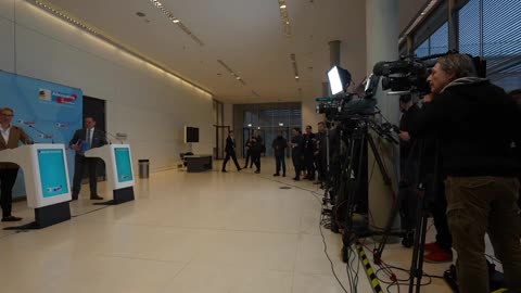 Alice Weidel knöpft sich die Mainstream-Medien vor! 😂 – PK mit Tino Chrupalla - AfD-Fraktion