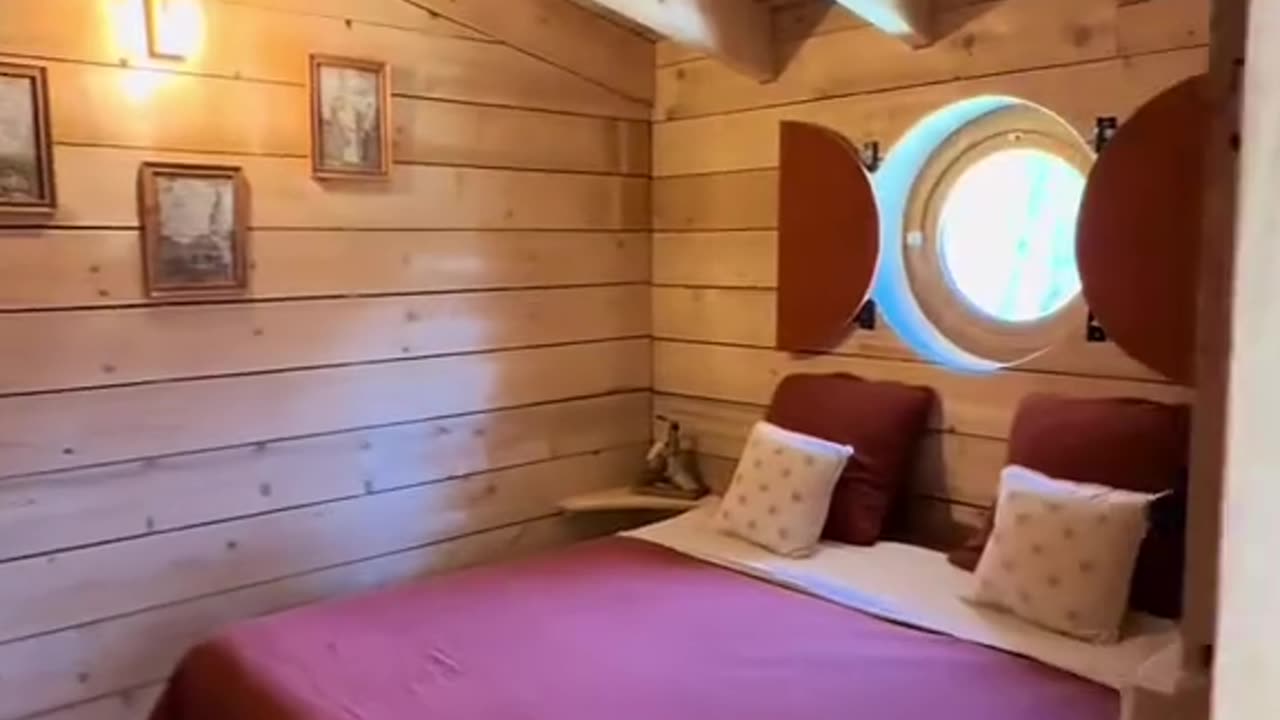 Somewhere on this earth... 🌍 there is this magical house 🧚♀️
