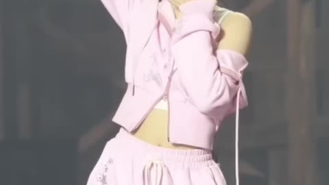 #레이 #안유진 #이서 #아이브 #가을 #장원영 #리즈#아이브라이브 #IVEperformance #غناء_فرقة_IVE #IVEenVivo #ChansonIVE
