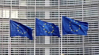European shares plunge, bond rout sounds alarm bells