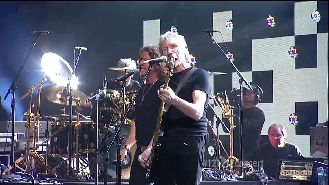 Us and Them (Pink Floyd song) - Roger Waters (live)