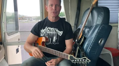 🎶 My Visit to Muscle Shoals Sound Studio | Willie Nelson Story + 2 Custom Guitars!