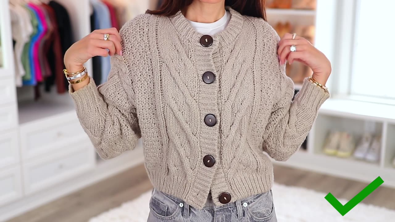 15 Fashion Mistakes Making You Look OLD & OUTDATED!