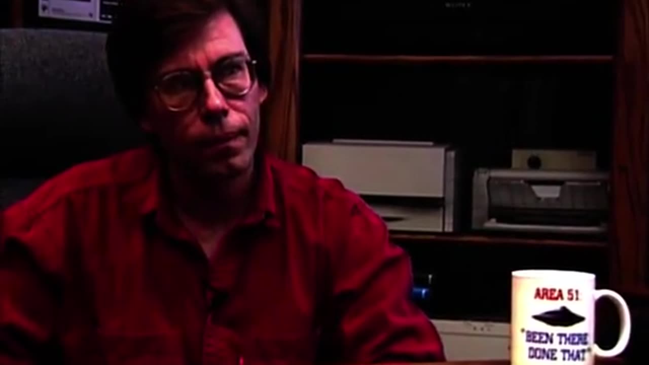 🚨 Bob Lazar on Alien Technology compared to ours.