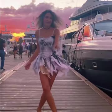 .Billy Von Bomb's 304 Dance Tour #94 - Summer's Fading Sunset Edition