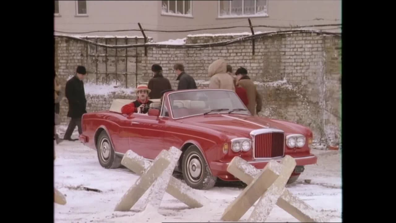 Elton John - Nikita [1985]