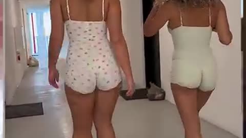 BOOTY WALK