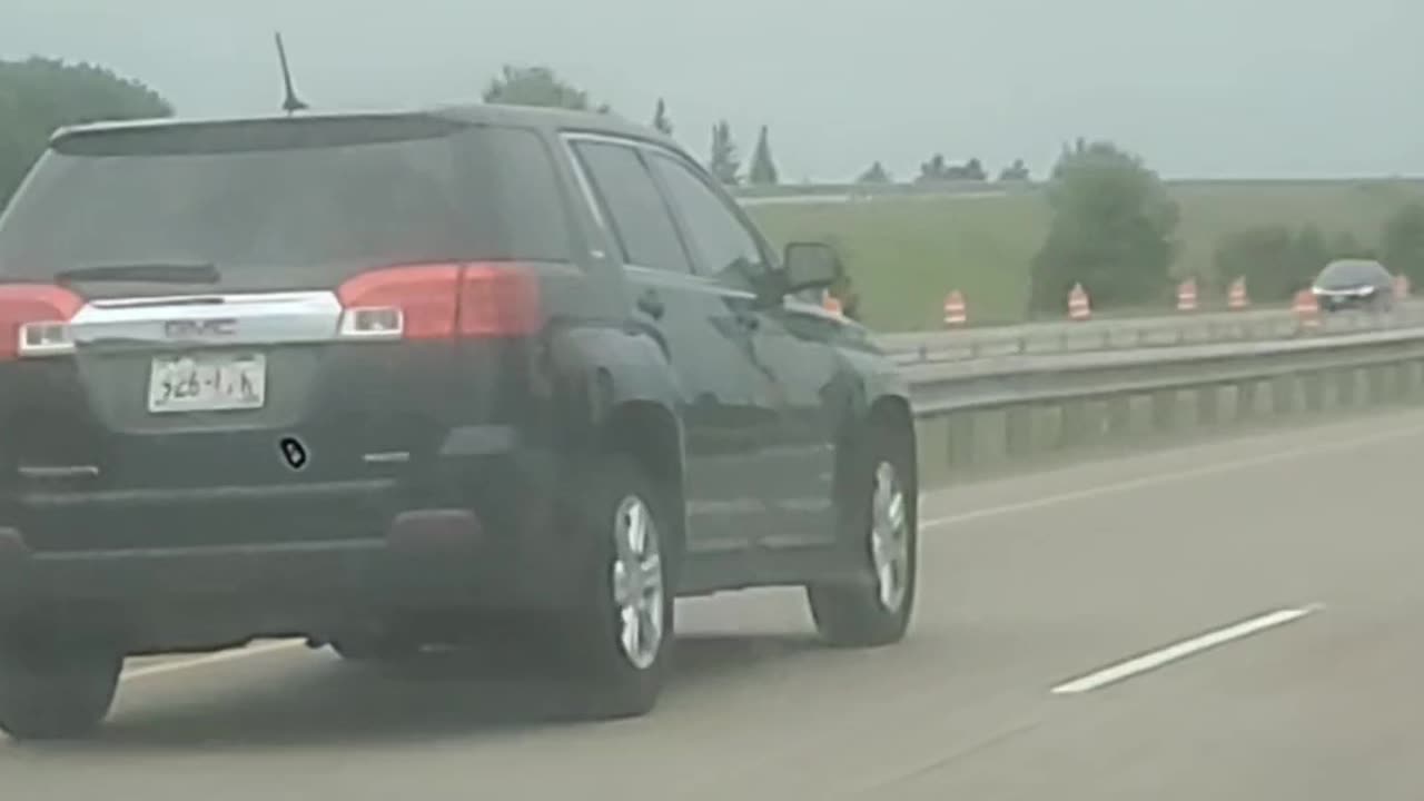 People don't know how to drive 🤦‍♂️