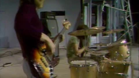 Led Zeppelin - Paris Theatre Olympia = 1969