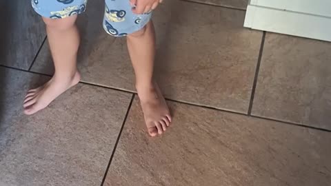 Baby Doesn't Recognize Dad Without His Beard