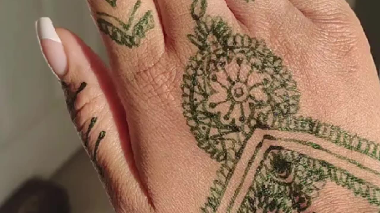 Inspo vs Reality: for henna!!