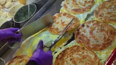 Breakfast omelette bread with sauce