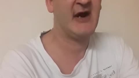 Magmys Micke skickar post till oskyldiga människor och beställer saker i andras namn