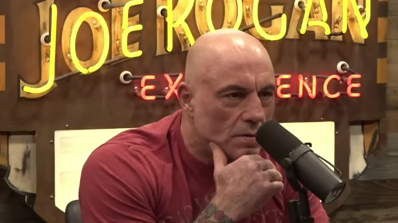 Dr. Suzanne Humphries Dismantles the Dominant Narrative Surrounding Polio - Joe Rogan