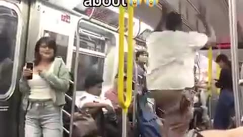 What Really Happened on the New York Metro? 🤔🚉