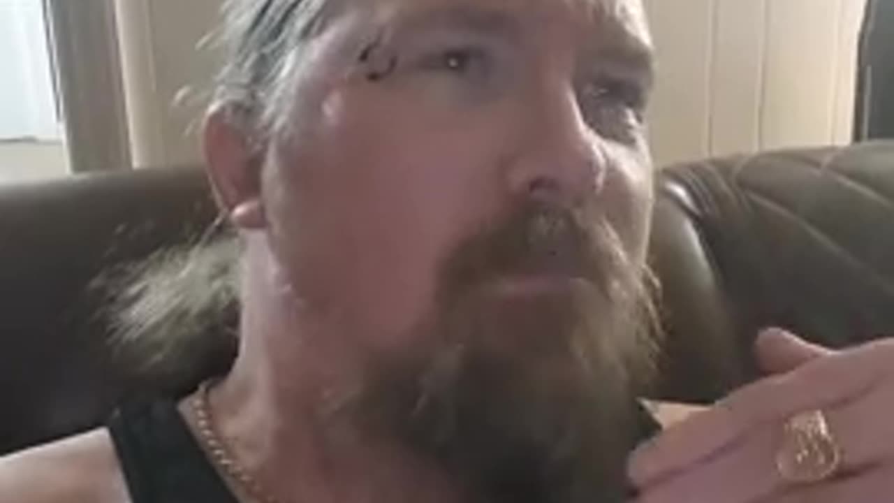 Texas man calls out Sharia Law while eating bacon! "So, the thing about Sharia Law