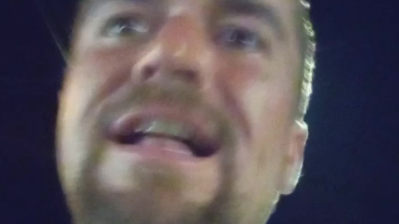 D25