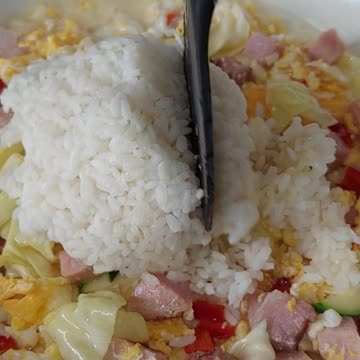 Wok-Fried Egg Fried Rice 🤤 #Three3Eggs #3eggs #Bacon #FriedRice #EggFriedRice #panlasangpinoy