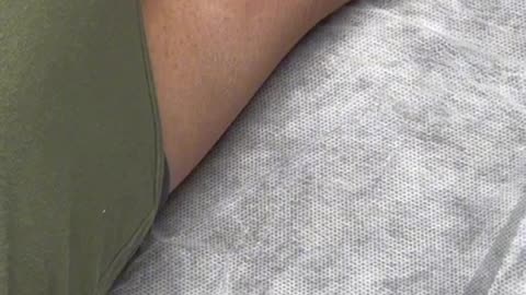 Underarm Waxing Using Sexy Smooth Golden Allure by @theskynsanctuary | Esthetician in New York