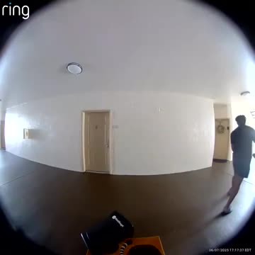 Gdy jesteś w pracy on czas ma wolny i pieniądze