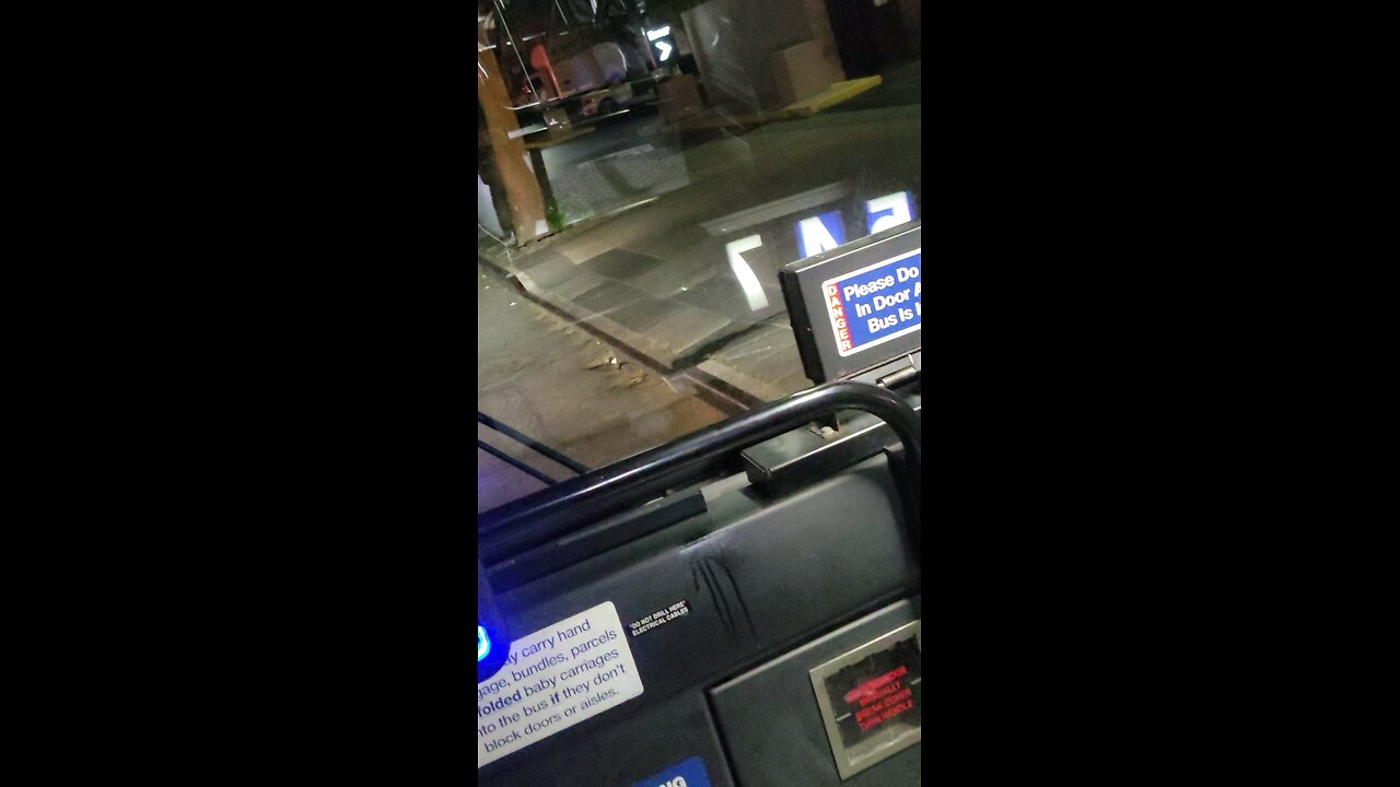 Using the Negropean female to engage in the palm fixation drill as they ebgage in conversation.