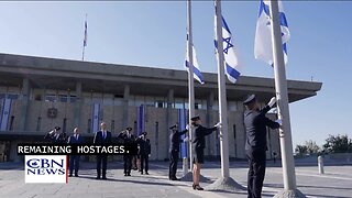 Trump, US CENTCOM Warn Hamas to Disarm & Return Hostage Bodies or Else- CBN NewsWatch - October 16, 2025