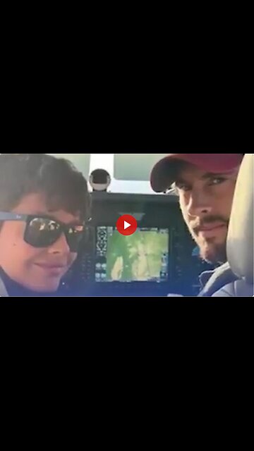 Video moments before a plane crash when a father let his 11yr old son pilot the plane