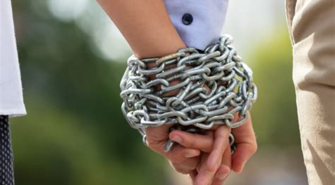 Healthcares Codependency on the Government