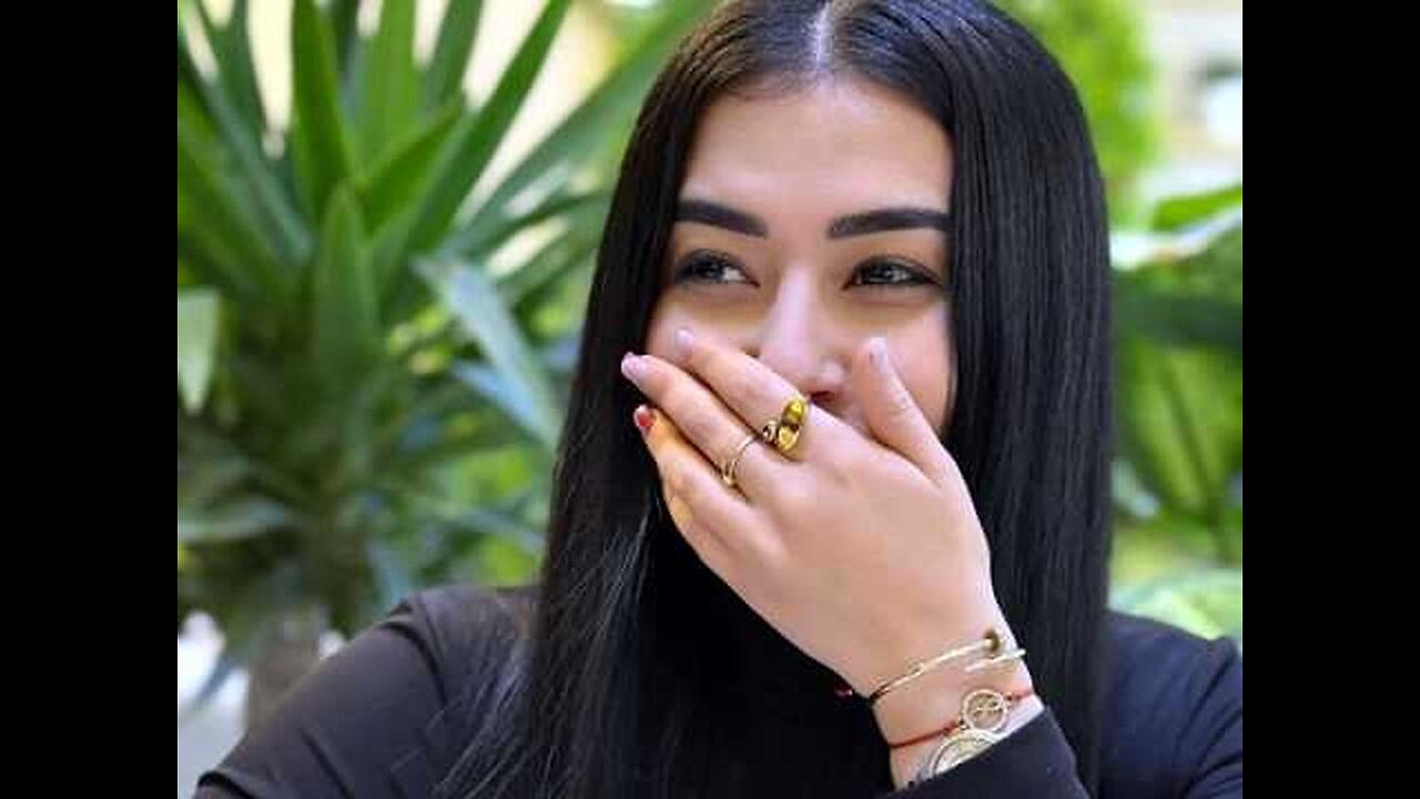 Malika Muradowna Curvy plus Size Model. Biography Curvy Model. Body Positivity ! Influence.