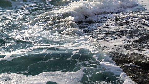 Crashing Waves