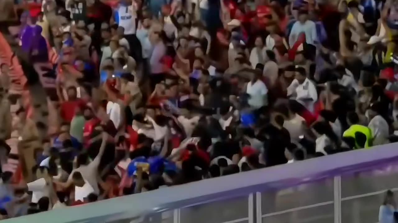 IPL CRICKET TEAM RCB VC PUNKING
