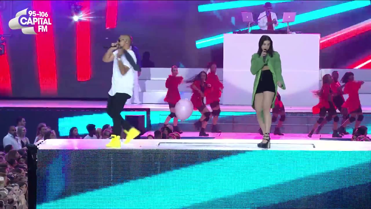 Sean Paul ft. Dua Lipa - 'No Lie' (Live At Capital's Summertime Ball 2017)