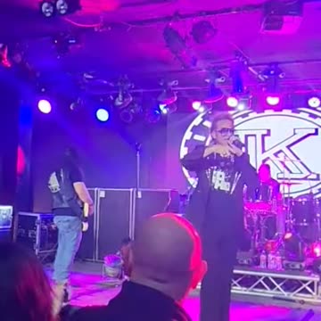 King of the hill ( live)