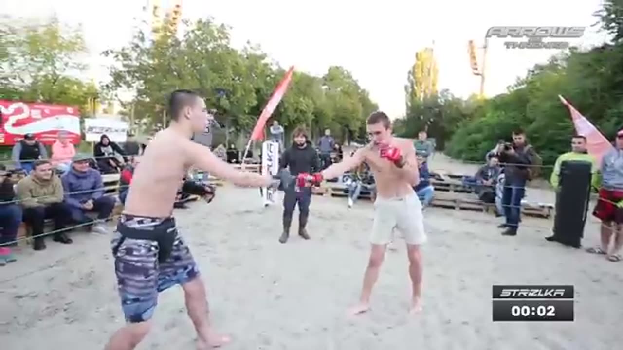 Сатана против Грозного фаната, Супер Удар.