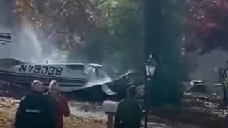 Una avioneta se estrella en un barrio residencial en EE.UU.