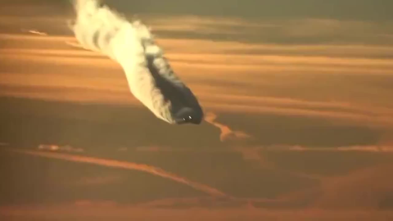 Chemtrail Recorded mid Flight from Airliner