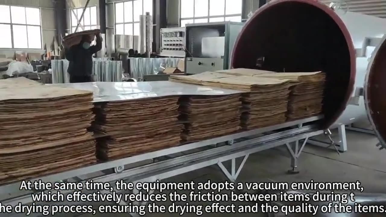 High-frequency vacuum dryer