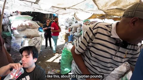 A CRAZY CITY MADE OF 100% GARBAGE