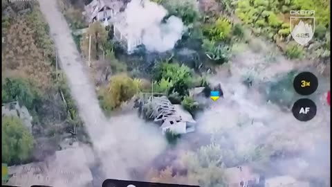 🇺🇦 Cleaning up Udachne in the Donetsk region and setting up the flag. Pokrovsk direction.