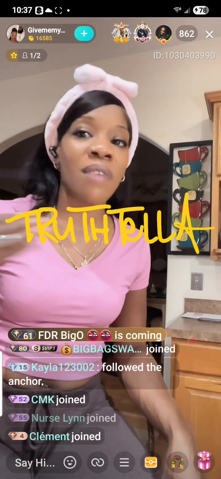 HOLLY SAYS MRS DIVERSE IS JEALOUS SHE HAD A REAL RELATIONSHIP WITH OFFICIAL CITIZEN