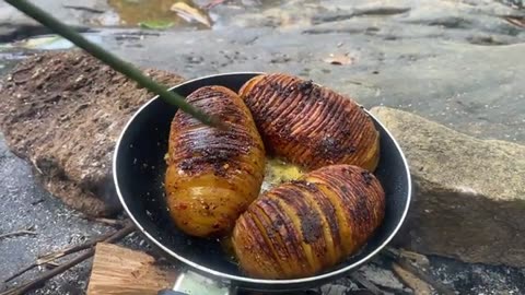 Cooking Fried Potatoes Crunchy Chips🥔
