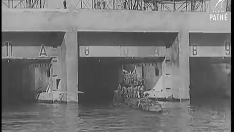 U-Boat Pack Returns To Port (1943)