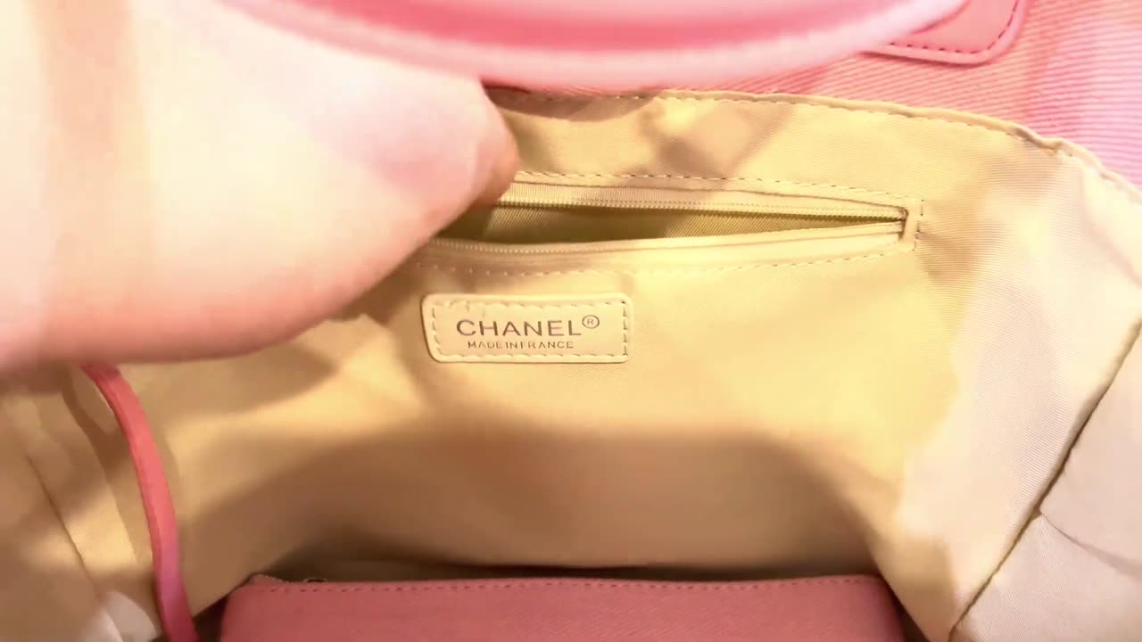 Comparison of a "Top Quality" UUBags vs. a "Low Quality" Bag.